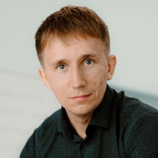 Евгений Квасов